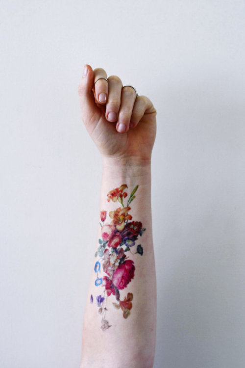 cute-thangsss - Vinetage floral temporary tattoos. 