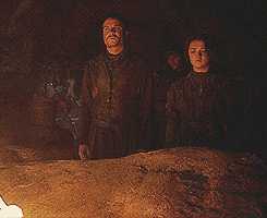 avorpalsword-deactivated2021022:  arya and gendry || 3.04, “and now his watch is