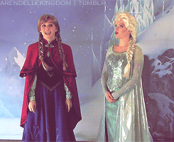 arendellekingdom:Anna and Elsa’s first meet & greet appearance at Disney’s Hollywood Studios 