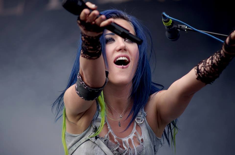 archenemyhunterofdarkshadows:  Alissa White-Gluz from Arch Enemy 