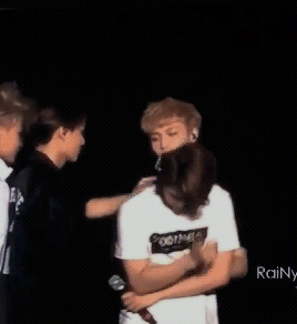 baekhyun starting crying at the end of their concert ;;;;;;