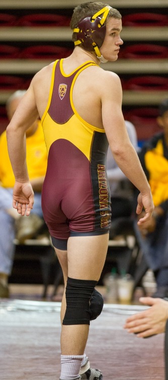 jockbrad:   All things sports gear … swimmers, wrestlers, football players, jockstraps, speedos and spandex! http://jockbrad.tumblr.com/  