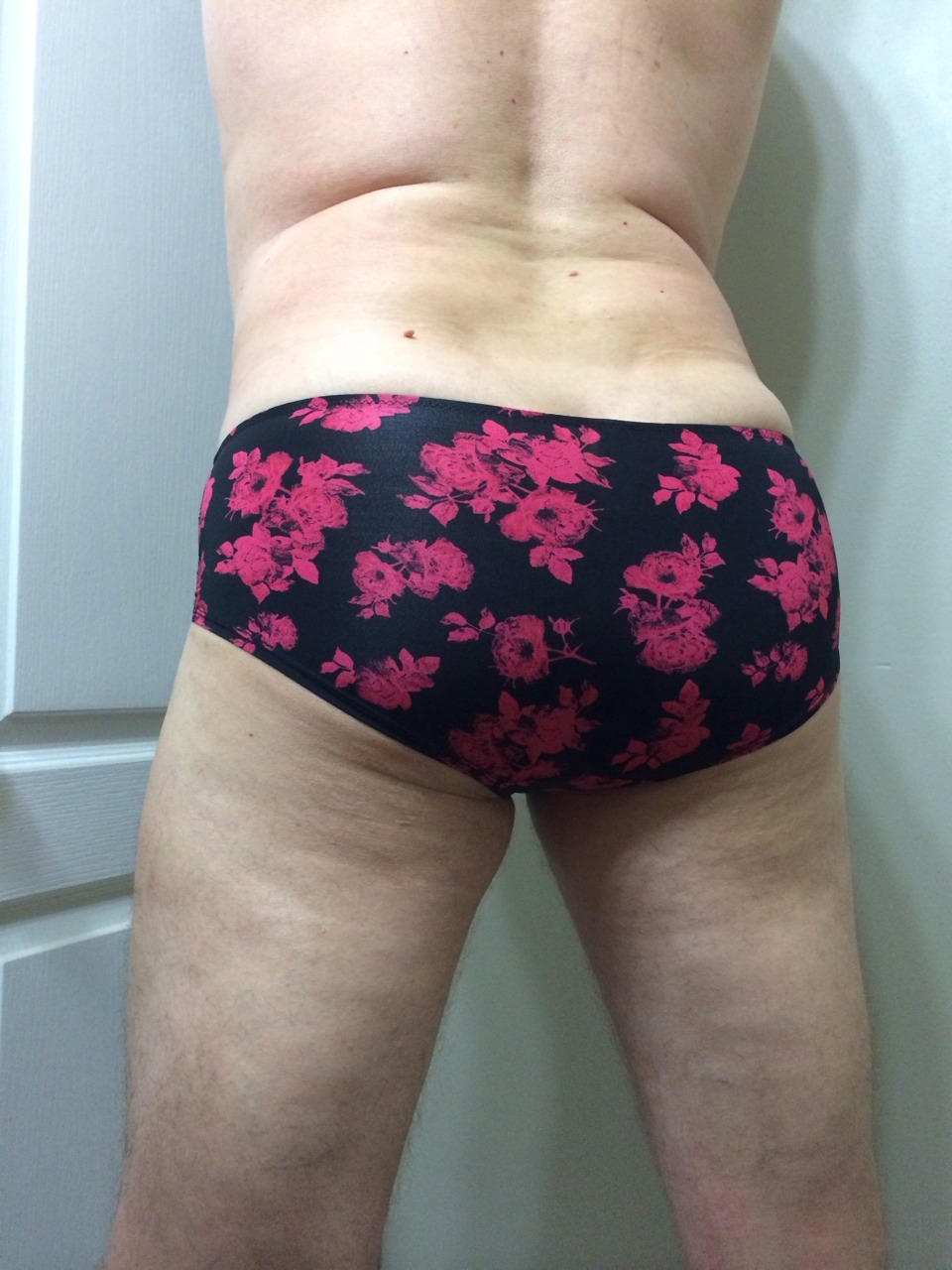 staceytv2:  Happy Valentine’s Day, part 2.  Again, I can’t wait until you see