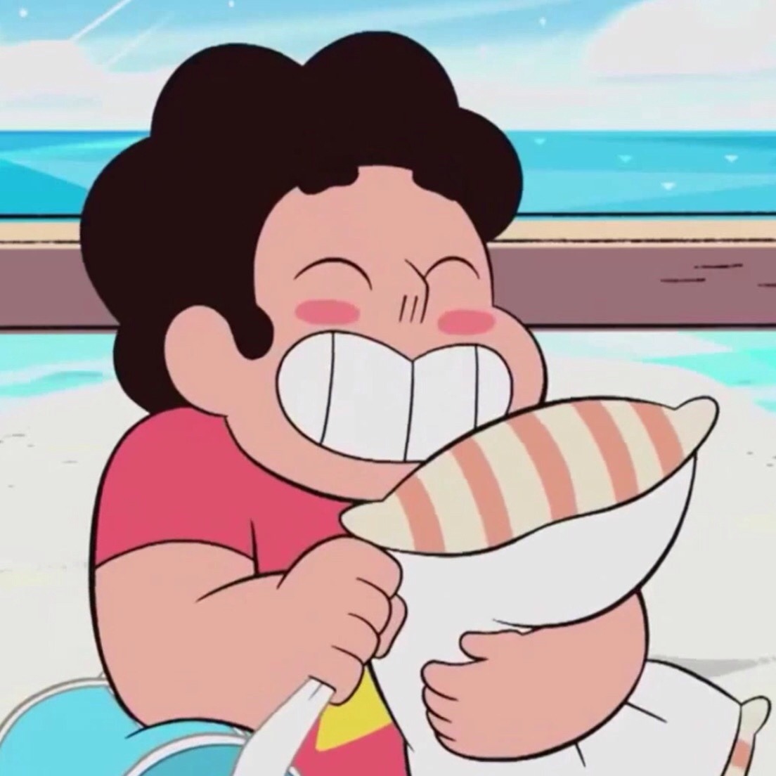 lifeisanimation:  I can’t get over how cute Steven is in the extended intro so