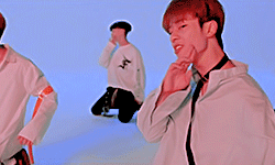 swoojin:Favourite Songs of 2k17:↳ MXM - I’M THE ONE
