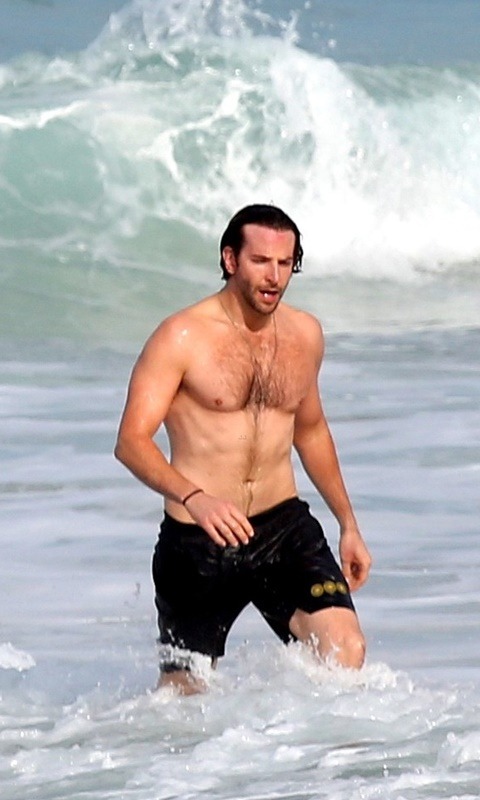 hotfamous-men:  Bradley Cooper