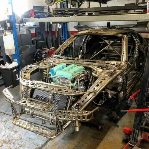 Some serious work here @t800oms #farmofminds  . . . . . #becauseracecar #fabrication #weldporn #s15 