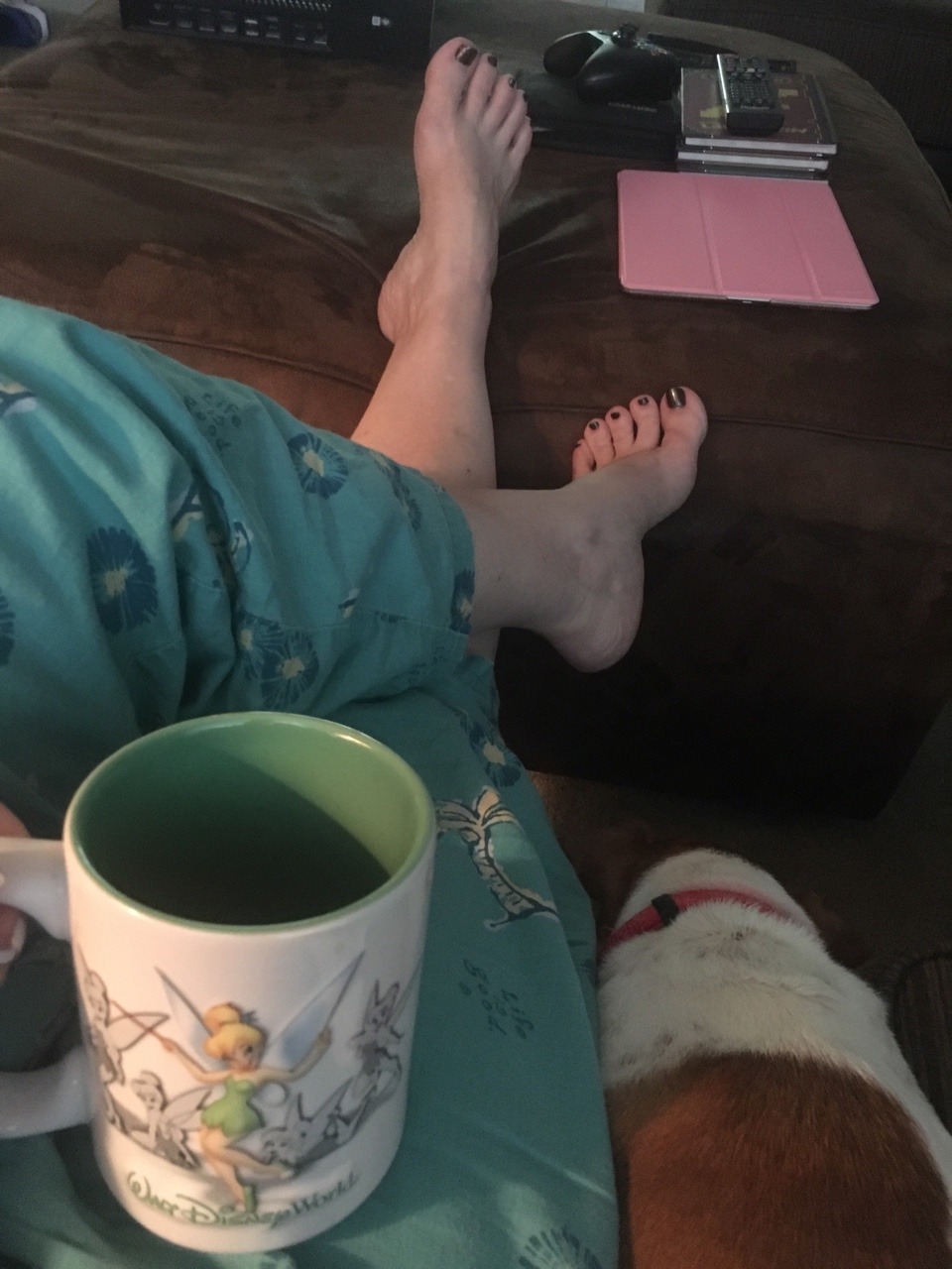 snoopythatsme:  acurvypixie:  Happy Monday! 🌞☕️  Perfect