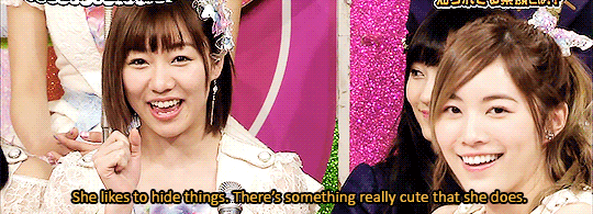 akb48g-gifs: Jurina’s wallet shaking habit @ AKBINGO! 170117 | sub credit