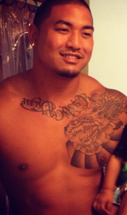 kkaloha808:  Will you marry me…?