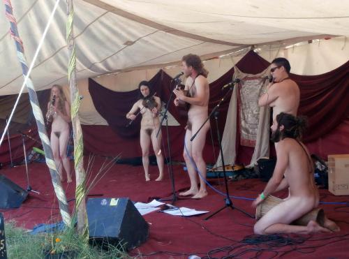 always-nude:  natureandnudity:  Nature & Nudity…as it should be. Go bare, share & visit the archives.  always-nude.tumblr.com