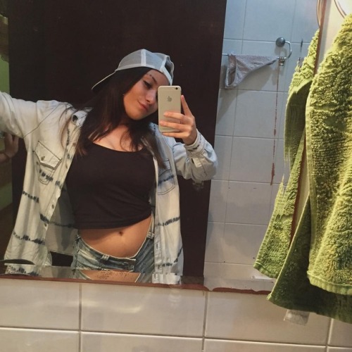 http://streetgrl.tumblr.com/post/159799033372
