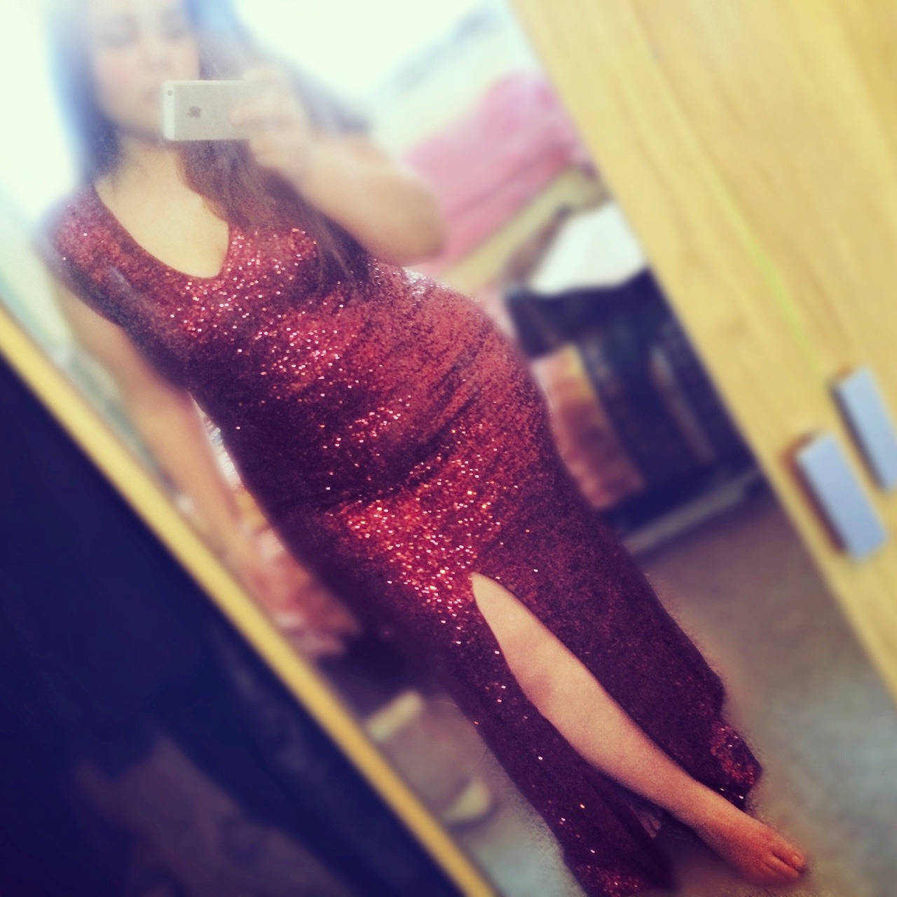 tumblebeexo:  Channelling Jessica Rabbit with this bargain find yesterday! 💃✨