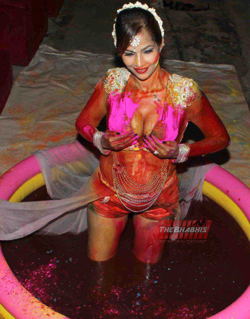 Best photos of Hottest Holi.HAPPY HOLI&hellip;