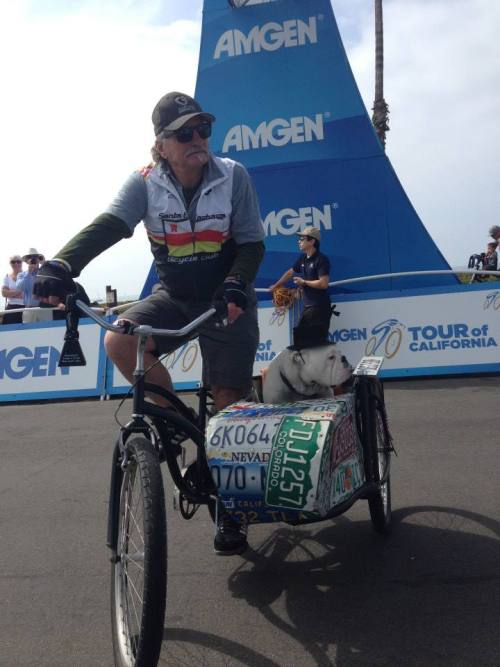 turnontuneoutdropin: suitcaseofcourage:  Only in California  Source: Team Garmin-Sharp-Barracuda on 