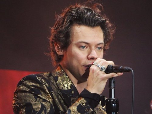 thedailystyles: onlyangrl: thank you for an amazing night, i love you with all my heart @Harry_Style