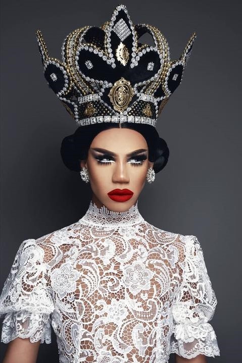 Porn bestdrag:  Naomi Smalls by Adam Ouahmane. photos