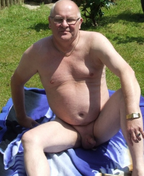 jojopal07:  Sexy daddy