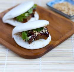 foodopia:  taiwanese style pork belly buns: recipe here