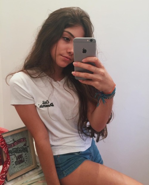 http://streetgrl.tumblr.com/post/159649866367