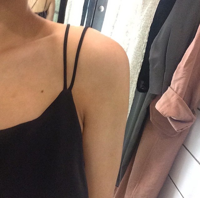 lifeofgioc:  changing room selfie  Send your own cell pics to fyeahcellpics on Kik!