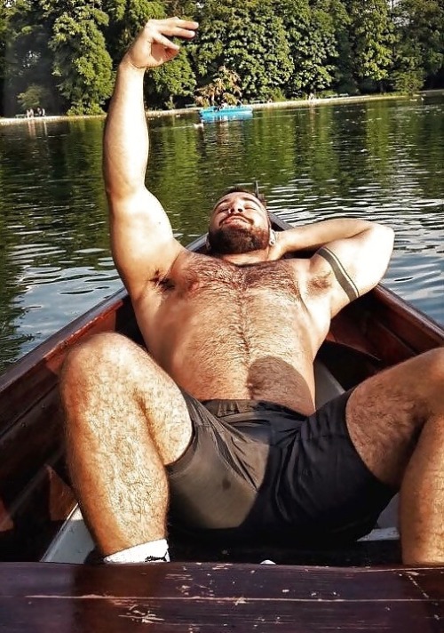 mydaddyishairy: My Daddy is Hairy - over 87,000 followers: Archive