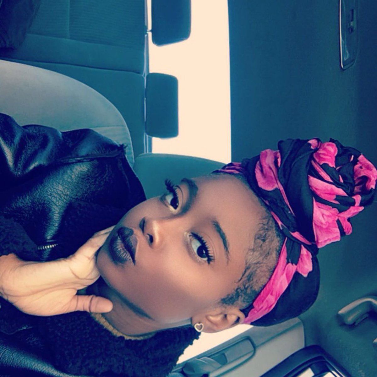 womenofwildwildwestafrica:    281gurl  
