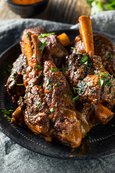 brenthofacker:  Braised Lamb Shanks www.brenthofacker.com  