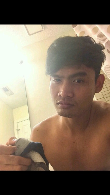 rickyvannara: hengdara: imguys:  Just sleep with him.his dick so sweet…..  love him What his FB?