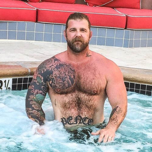 Hairy Men Heaven