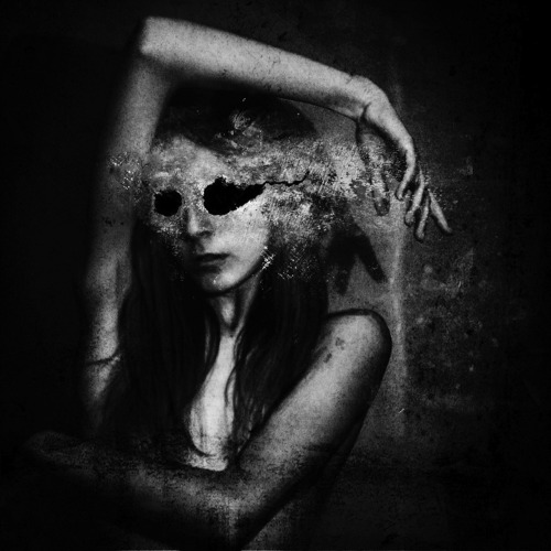slobbering:  Giorgia Napoletano ~ “Metamorphosis of the Body”Also known as Blekotakra (Italian girl), Giorgia Napoletano is a young digital photographic artist from Italy. Born in Pescara in 1991, this hugely talented artist and student of Architectural