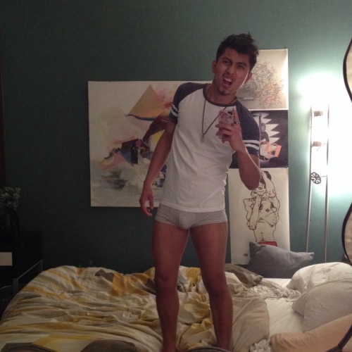 thesmilingfray:  Rawrr. 