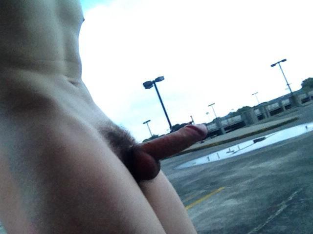 bigdicksinpublic:  “Me nude in parking lot”- [xxx]Nice!