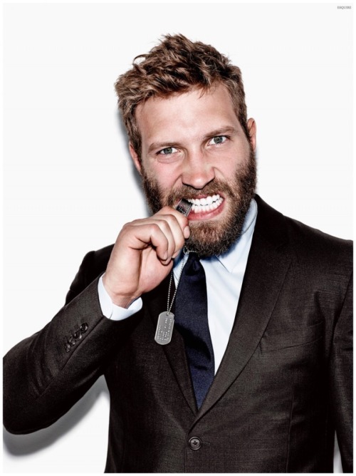 bro-mo:  broswithoutclothes:  Celebros Without Clothes: Jai Courtney edition      (via TumbleOn)