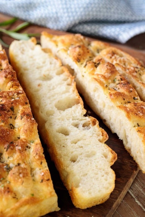 foodffs:  Ridiculously Easy Focaccia BreadFollow adult photos