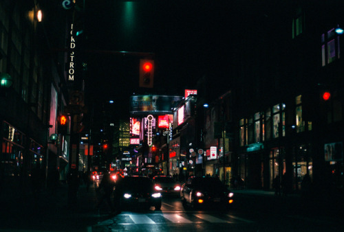 toronto, october 2018kodak gold 200nikon f801nikkor 35mm f/2D