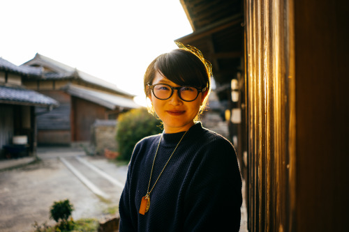 I love backlight portraits! This is one of my favorite shots of our japan journey :)For more updates