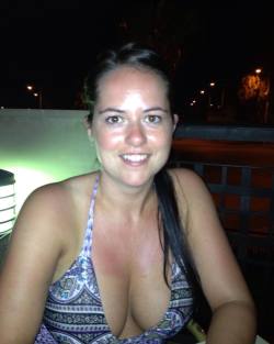 selfiemadewoman:  Another #ThrowbackThursday I was 28 here 