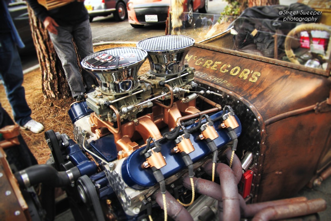 yessir-youarefat:Rat Rod motor @SuperCarSunday Woodland Hills, Ca 