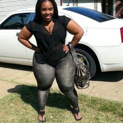 pearhub:  #thick #wide hips #tight pants