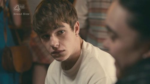 eccentricentricity:  the way he looks at rae…. 