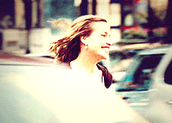 blood-leopard:  girls-and-girls:  Imagine me and you  I have YET to watch this…