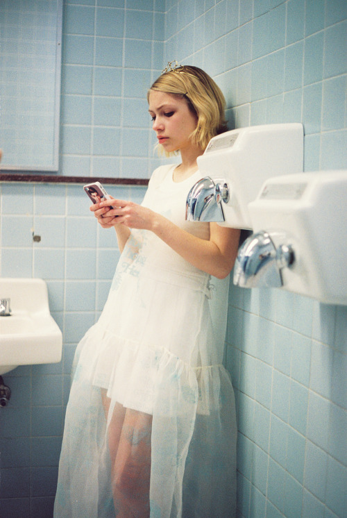 nouvellemonet:  Tavi Gevinson by Petra Collins adult photos