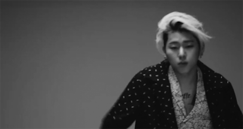 First I Thought Zico Is So Sexy There But Then I Saw His Pants And Couldn't Hold My Laugh Back God Zico