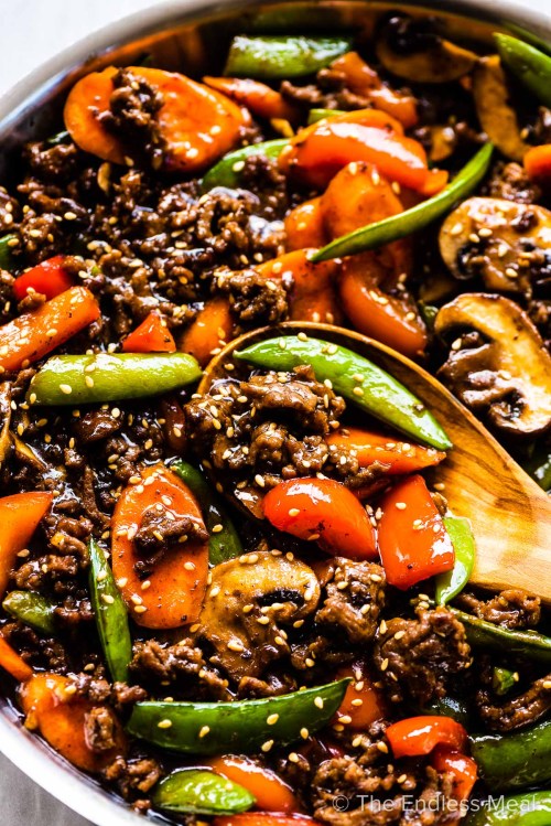 foodffs:GROUND BEEF STIR FRY WITH GINGER AND GARLIC SAUCEFollow for recipesIs this how you roll?