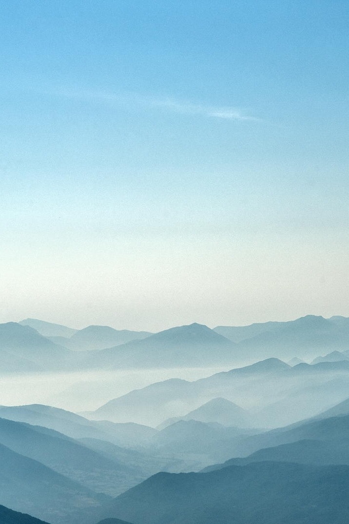 porcvpine:  Mountain Layers | Sandro L.   