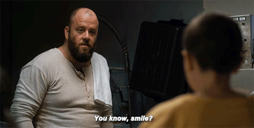 jayqueenofhell:  “Smile looks good on you” 