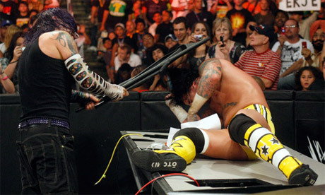 sassy-tripleh:[ + Jeff Hardy vs. CM Punk ] 