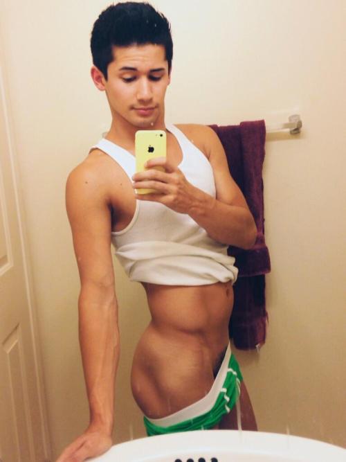 liamrileycb:  Instagram/ Twitter: Liamrileycb