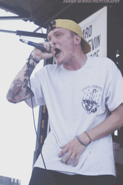 zhangtribe:  Neck Deep  Warped Tour 2014